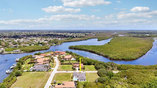 179 SE Via Terra Bella, Port St. Lucie, Port St Lucie, FL 34952