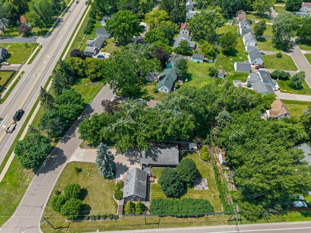 2185 Pinewood Drive, Mounds View, MN 55112