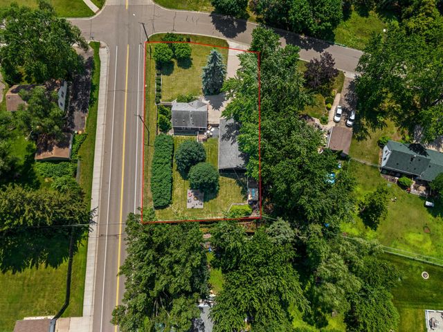 2185 Pinewood Drive, Mounds View, MN 55112