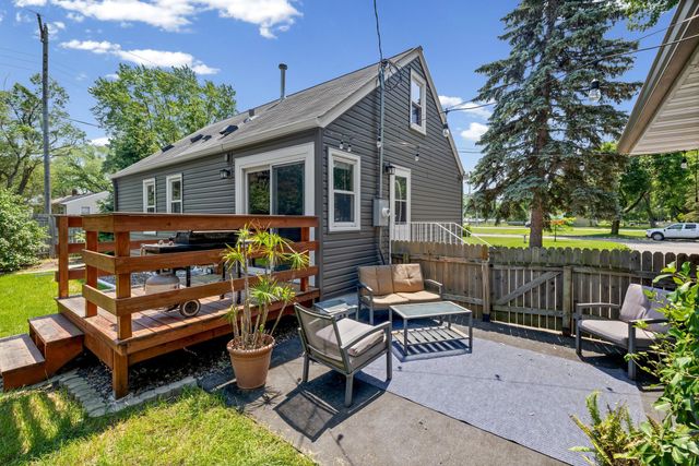 2185 Pinewood Drive, Mounds View, MN 55112