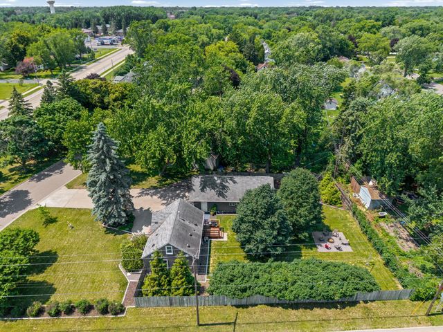 2185 Pinewood Drive, Mounds View, MN 55112
