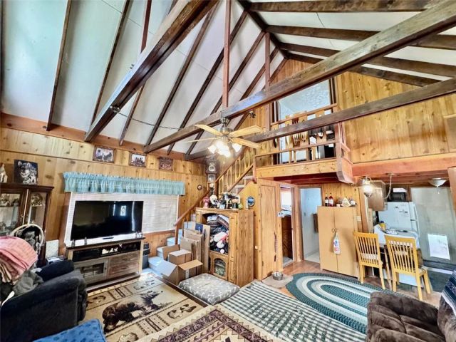 23733 Hillside, Crestline, CA 92325
