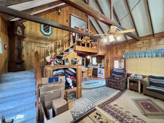 23733 Hillside, Crestline, CA 92325