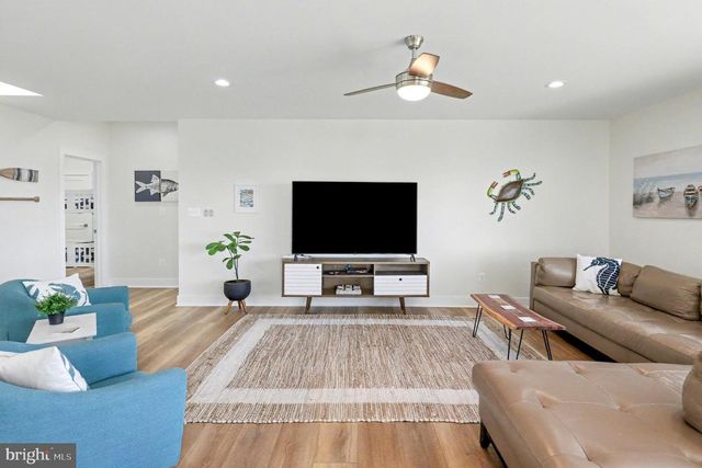 160 SHIPWATCH LN, Reedville, VA 22539