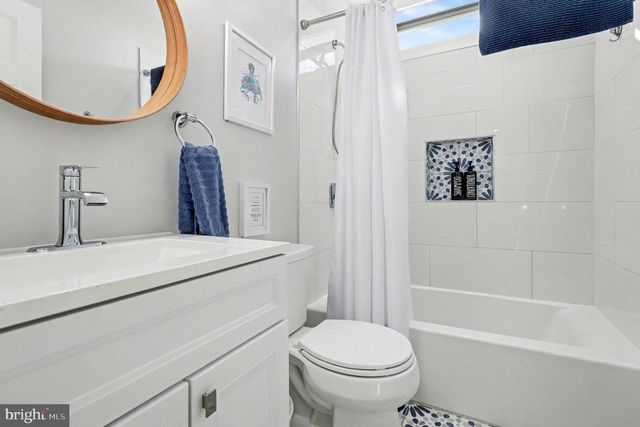 160 SHIPWATCH LN, Reedville, VA 22539