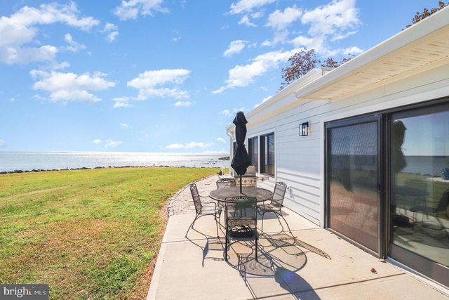 160 SHIPWATCH LN, Reedville, VA 22539