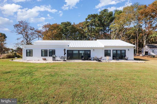 160 SHIPWATCH LN, Reedville, VA 22539