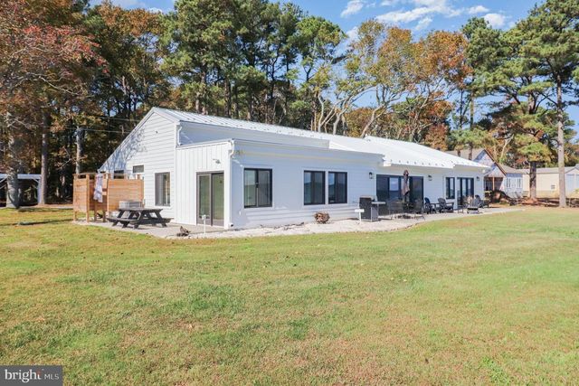 160 SHIPWATCH LN, Reedville, VA 22539