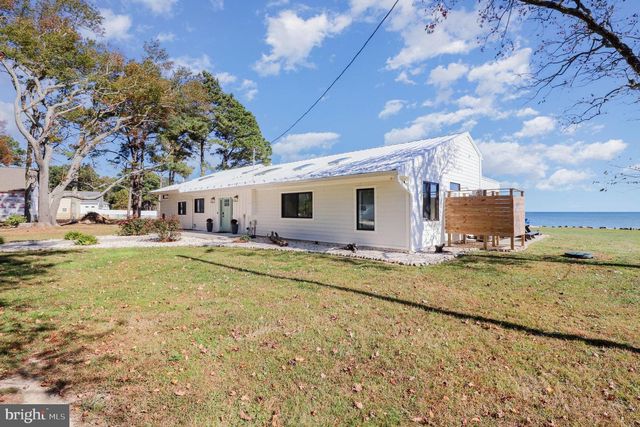 160 SHIPWATCH LN, Reedville, VA 22539