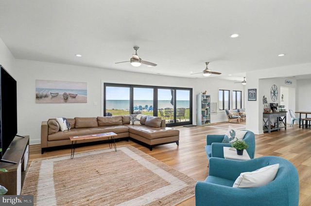 160 SHIPWATCH LN, Reedville, VA 22539