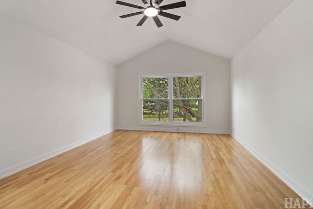 275 Farmhill Drive, Algonquin, IL 60102