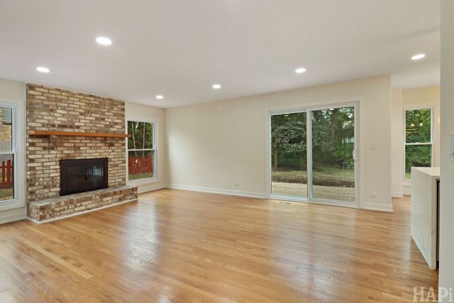 275 Farmhill Drive, Algonquin, IL 60102