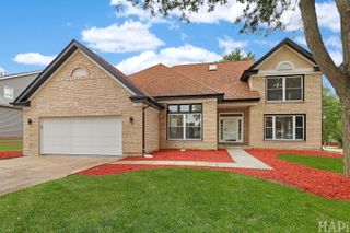 275 Farmhill Drive, Algonquin, IL 60102