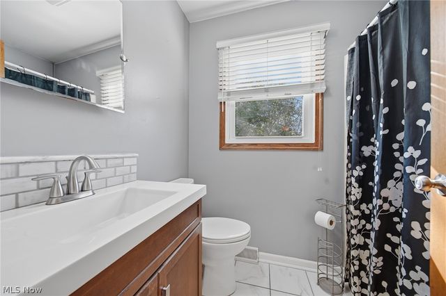 5140 Tanager Avenue NE, Canton, OH 44705
