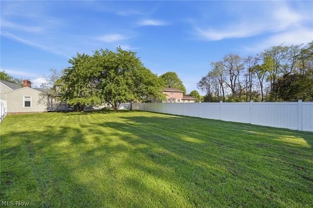 5140 Tanager Avenue NE, Canton, OH 44705