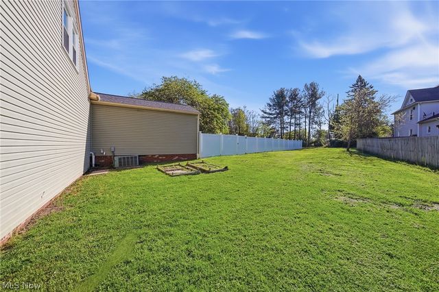 5140 Tanager Avenue NE, Canton, OH 44705