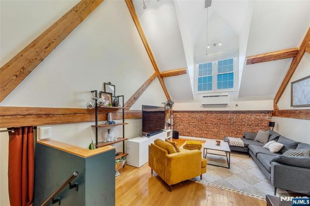 491 Valley Street 15, Orange, NJ 07050