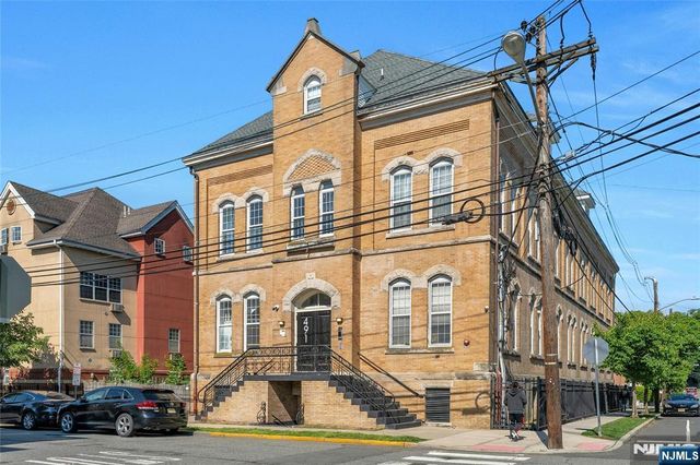 491 Valley Street 15, Orange, NJ 07050