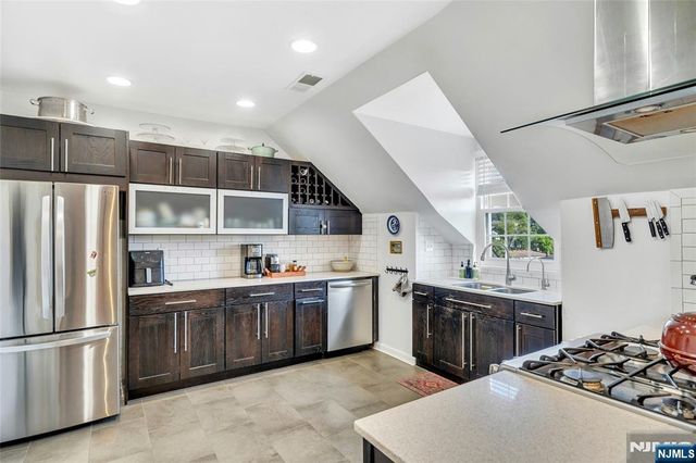 491 Valley Street 15, Orange, NJ 07050
