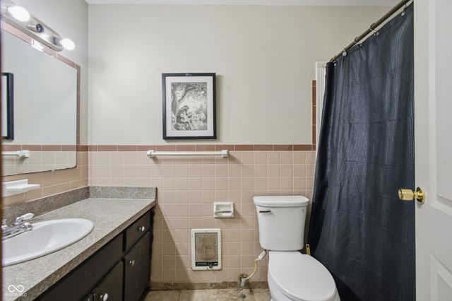 6932 W 10th Street, Indianapolis, IN 46214