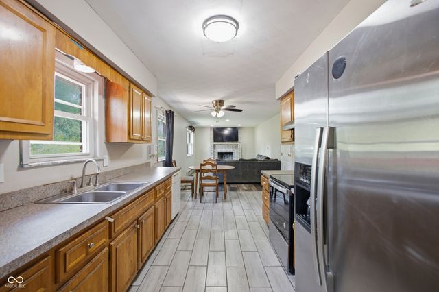 6932 W 10th Street, Indianapolis, IN 46214