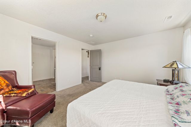 4281 N SHELBURNE LOOP, Post Falls, ID 83854