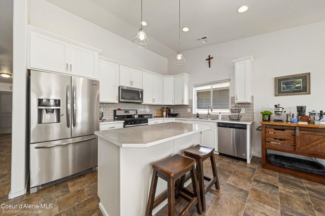 4281 N SHELBURNE LOOP, Post Falls, ID 83854