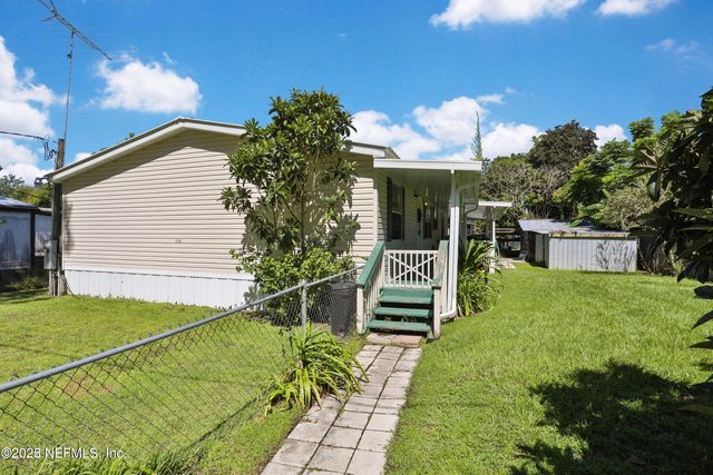 115 WALT Lane, Satsuma, FL 32189