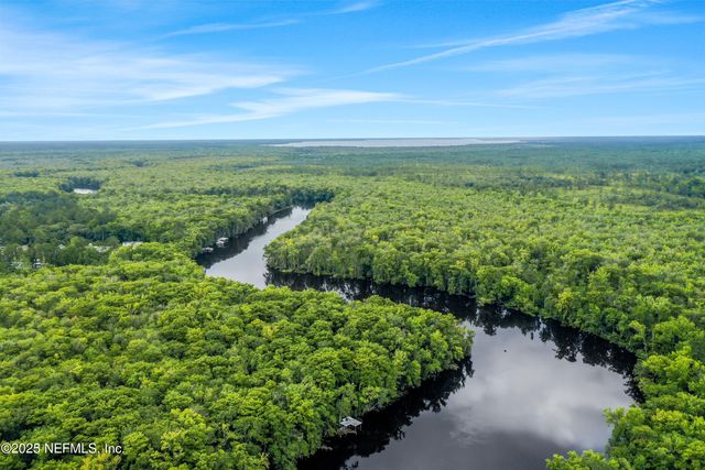 115 WALT Lane, Satsuma, FL 32189