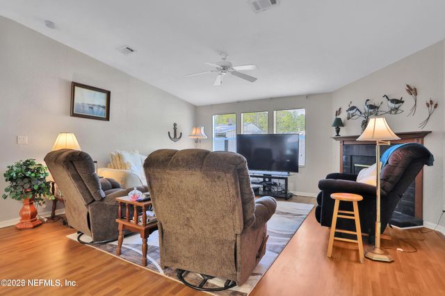 115 WALT Lane, Satsuma, FL 32189