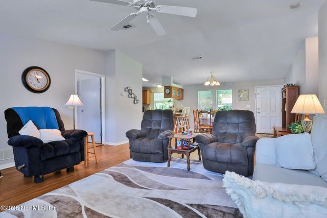 115 WALT Lane, Satsuma, FL 32189