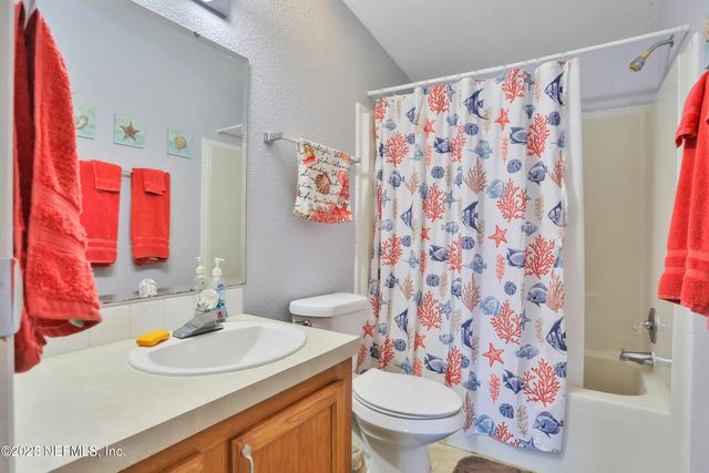 115 WALT Lane, Satsuma, FL 32189