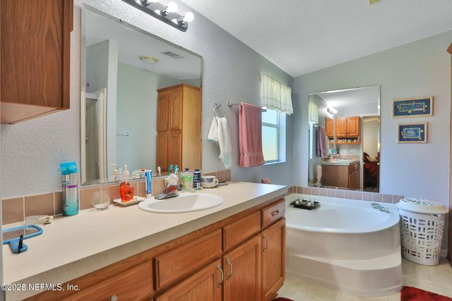 115 WALT Lane, Satsuma, FL 32189