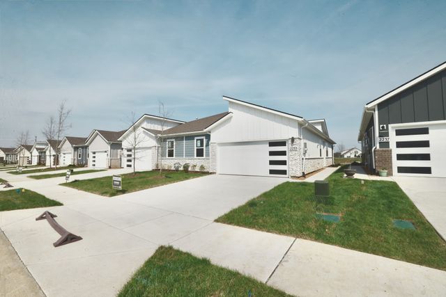 2233 Holmesburg Pvt Circle, Gallatin, TN 37066