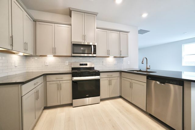 2233 Holmesburg Pvt Circle, Gallatin, TN 37066