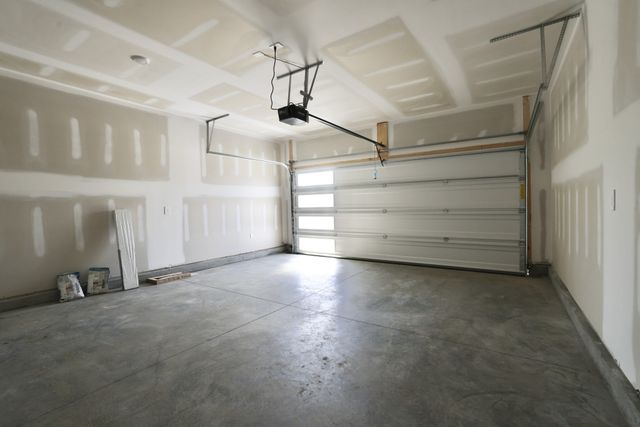 2233 Holmesburg Pvt Circle, Gallatin, TN 37066