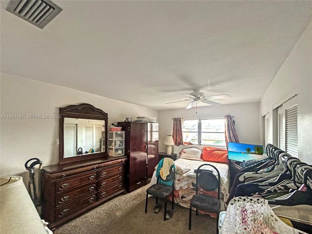 2112 NE 1st Way 203, Boynton Beach, FL 33435