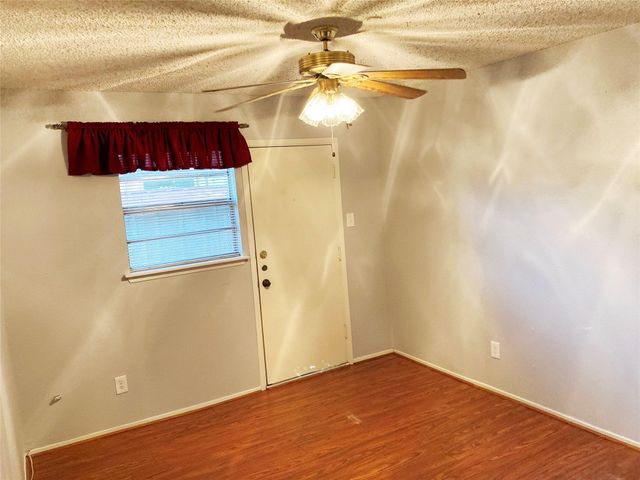 12009 Greenwood Forest Drive, Houston, TX 77066