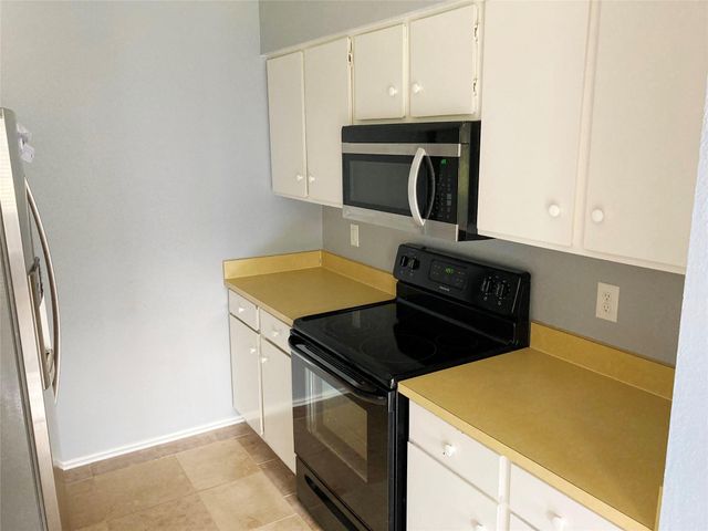 12009 Greenwood Forest Drive, Houston, TX 77066