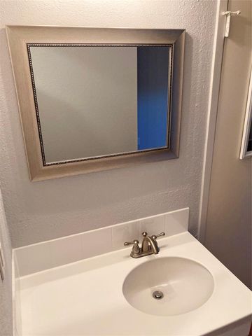 12009 Greenwood Forest Drive, Houston, TX 77066