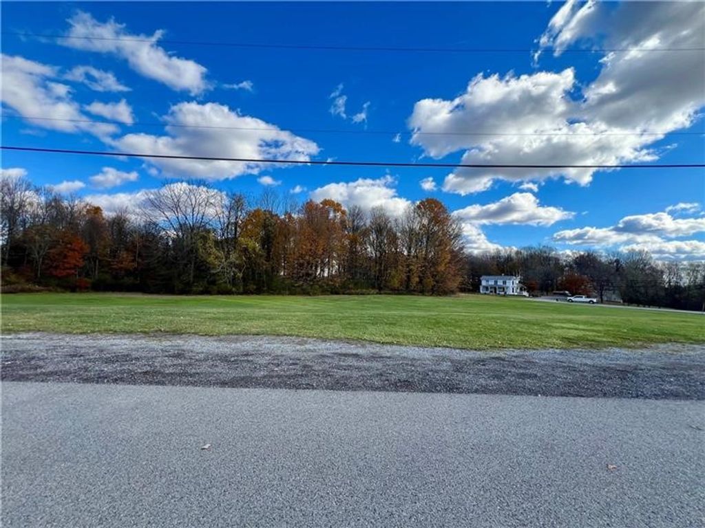 Image 3 of property listing at 0 Mount Jackson Rd, North Beaver Twp, PA 16102