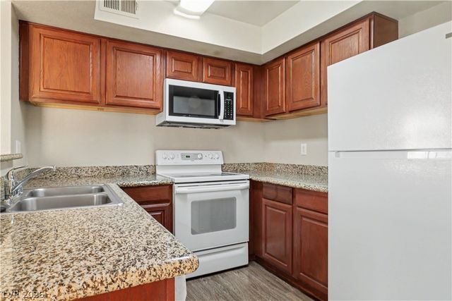 6800 East Lake Mead Boulevard 2018, Las Vegas, NV 89156