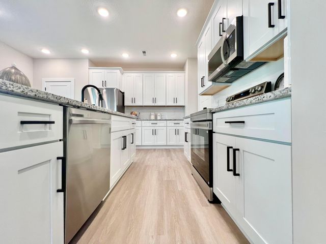13294 Cedar Road NE, Thornville, OH 43076