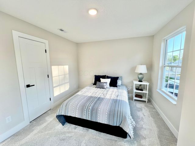 13294 Cedar Road NE, Thornville, OH 43076