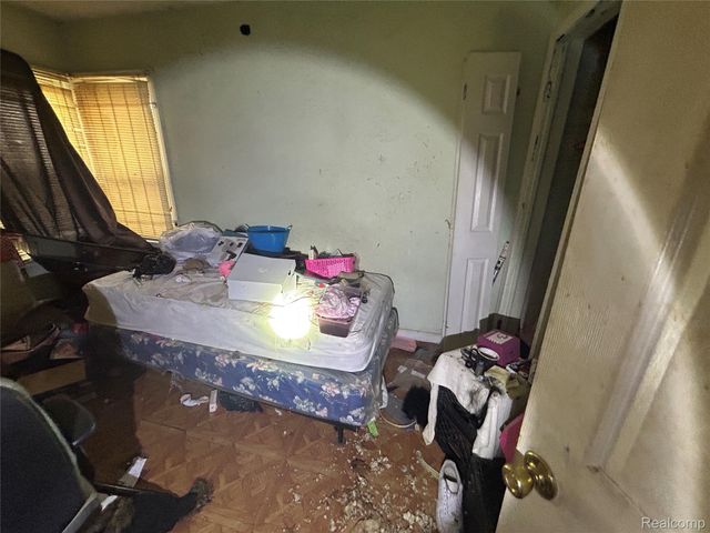 20233 Roselawn Street, Detroit, MI 48221