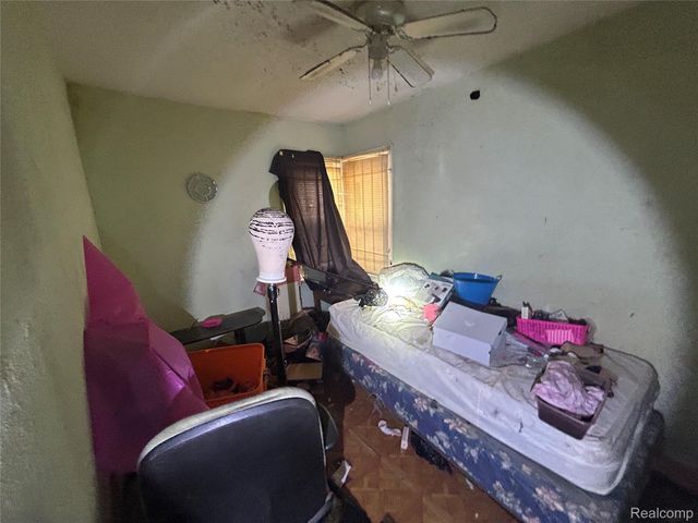 20233 Roselawn Street, Detroit, MI 48221