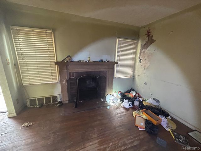 20233 Roselawn Street, Detroit, MI 48221