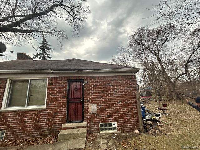 20233 Roselawn Street, Detroit, MI 48221