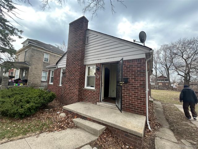 20233 Roselawn Street, Detroit, MI 48221