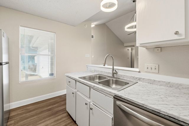 2000 Andover DR, Round Rock, TX 78664